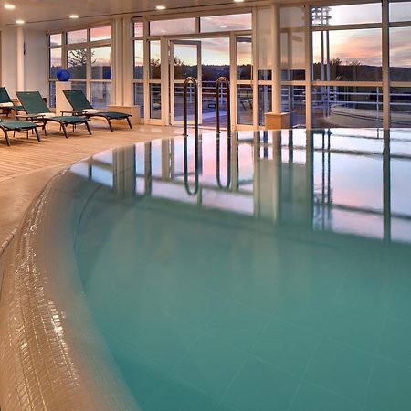 וישי Celestins Spa Thermal & Hotel By Vy Resort מראה חיצוני תמונה The pool at the Hotel