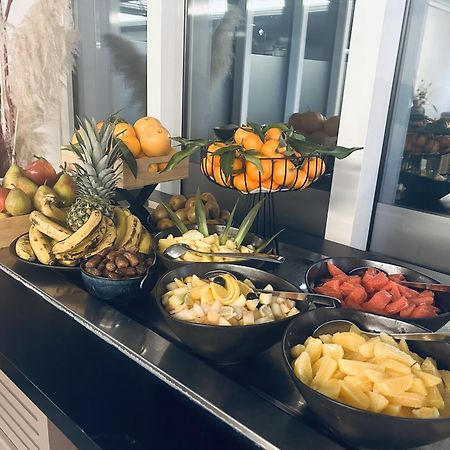 וישי Celestins Spa Thermal & Hotel By Vy Resort מראה חיצוני תמונה Fruit salad