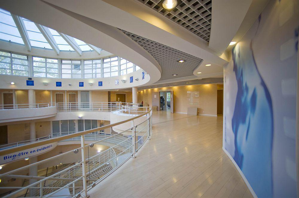 וישי Celestins Spa Thermal & Hotel By Vy Resort מראה חיצוני תמונה Interior of the hospital